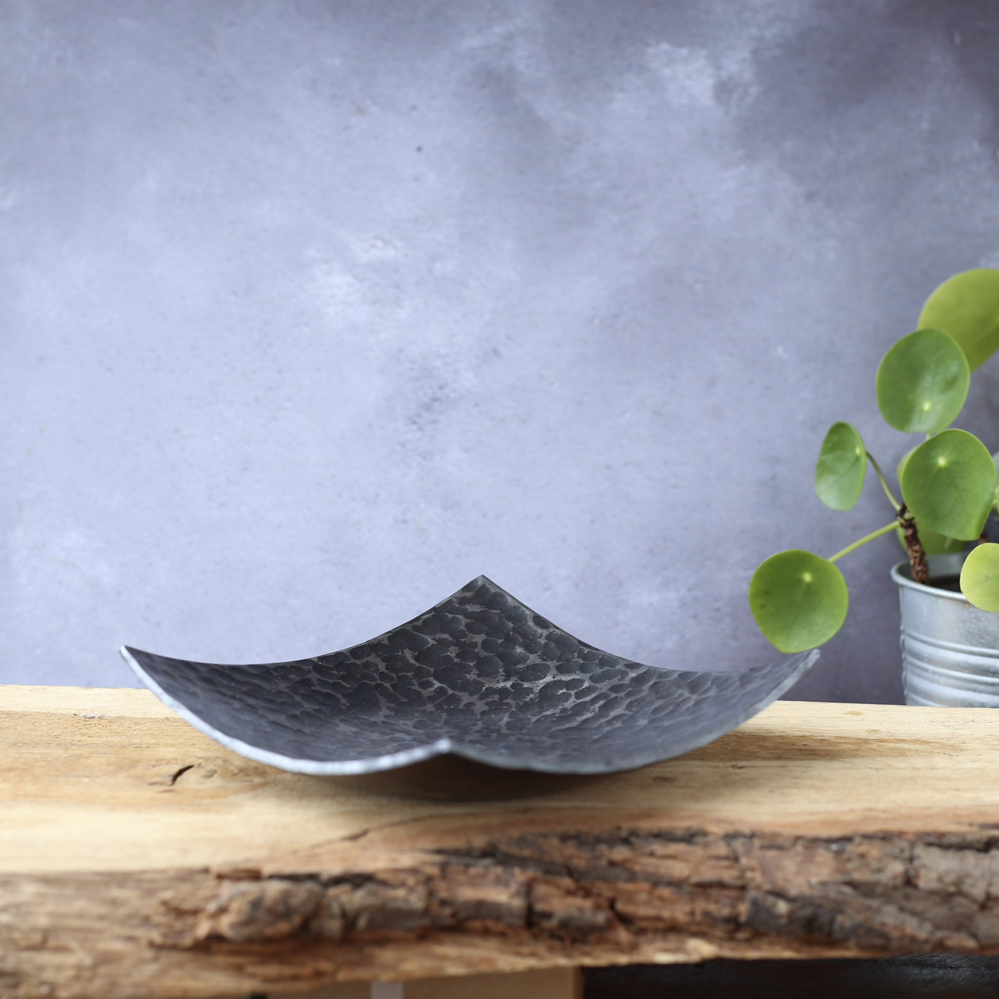 Hammered Dot Iron Dish – Curved Square Design - Image 2