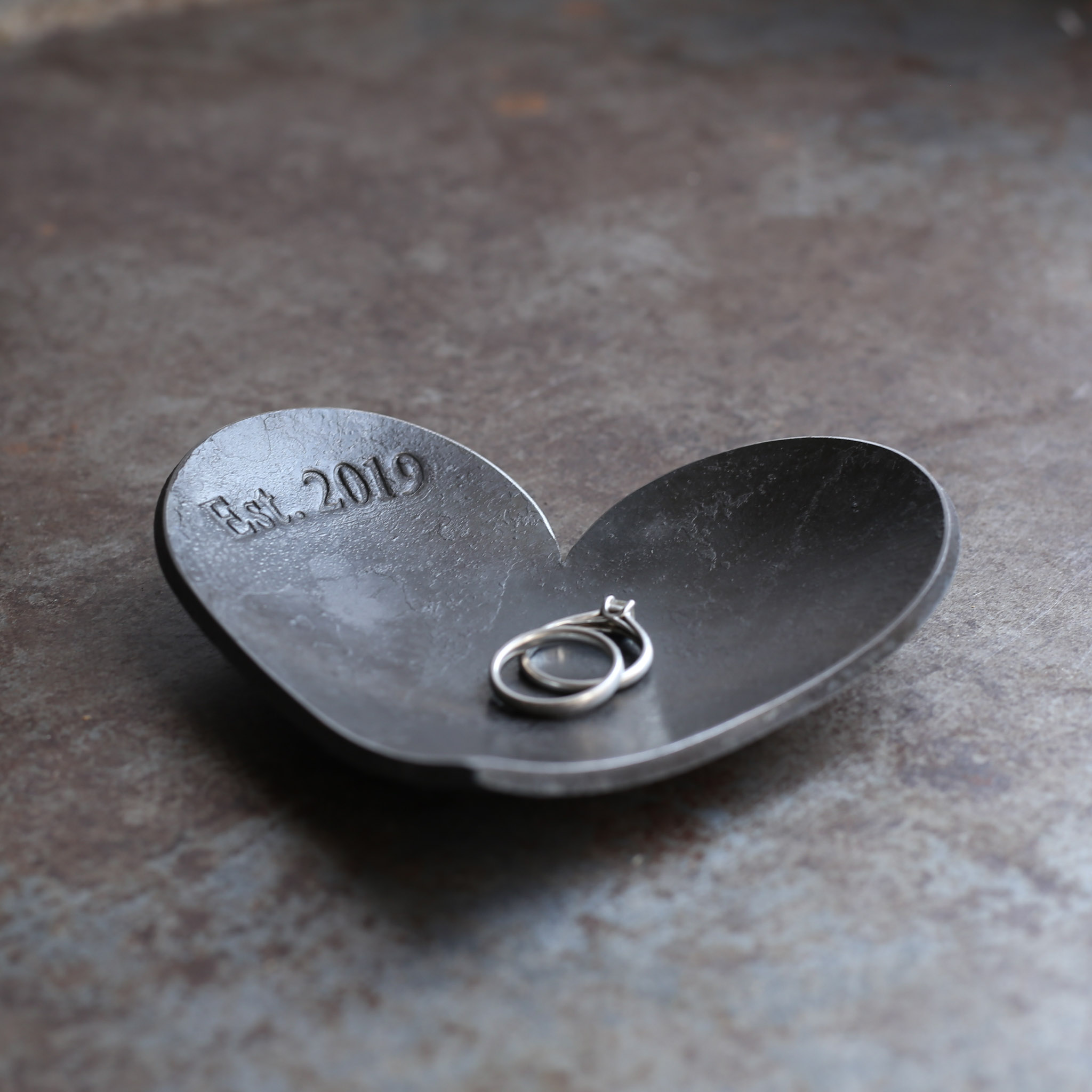 Personalised 6th Anniversary Smooth Dish - Image 5