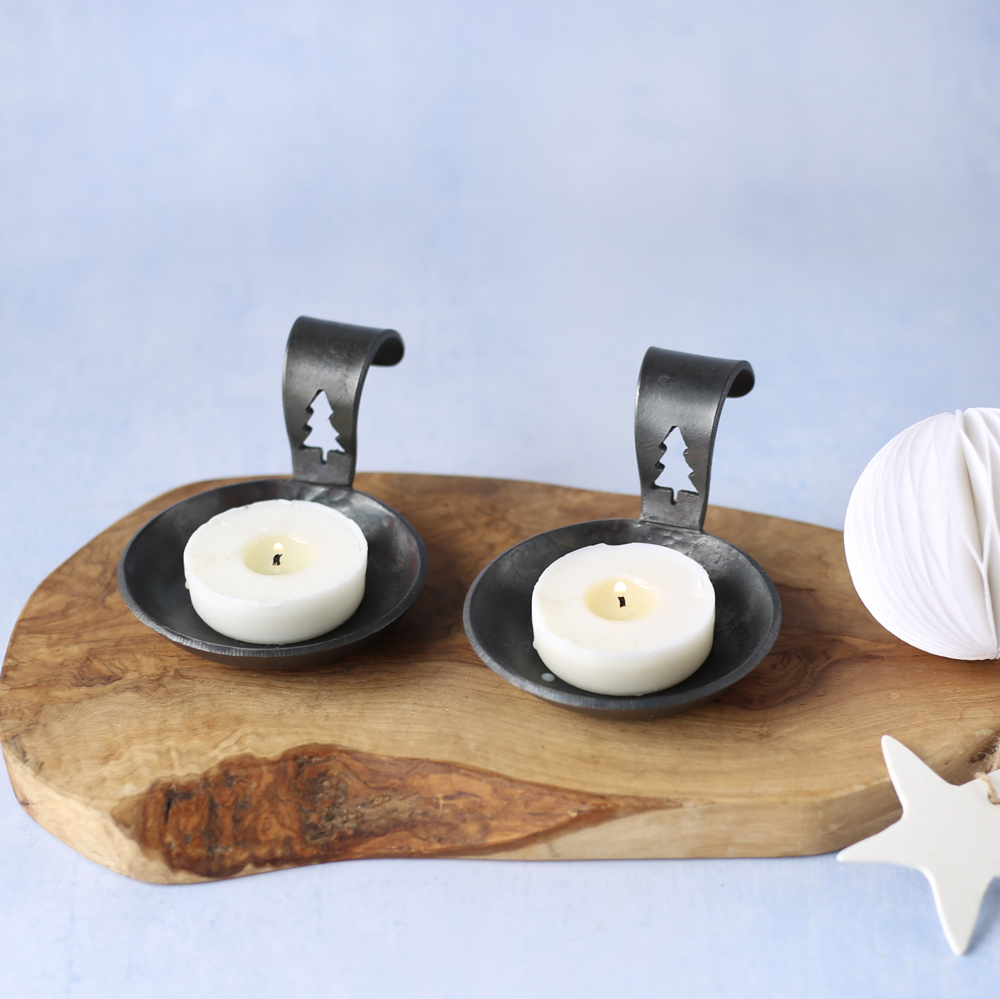Candle Dish With Curved Handle, Christmas Edition - Image 2