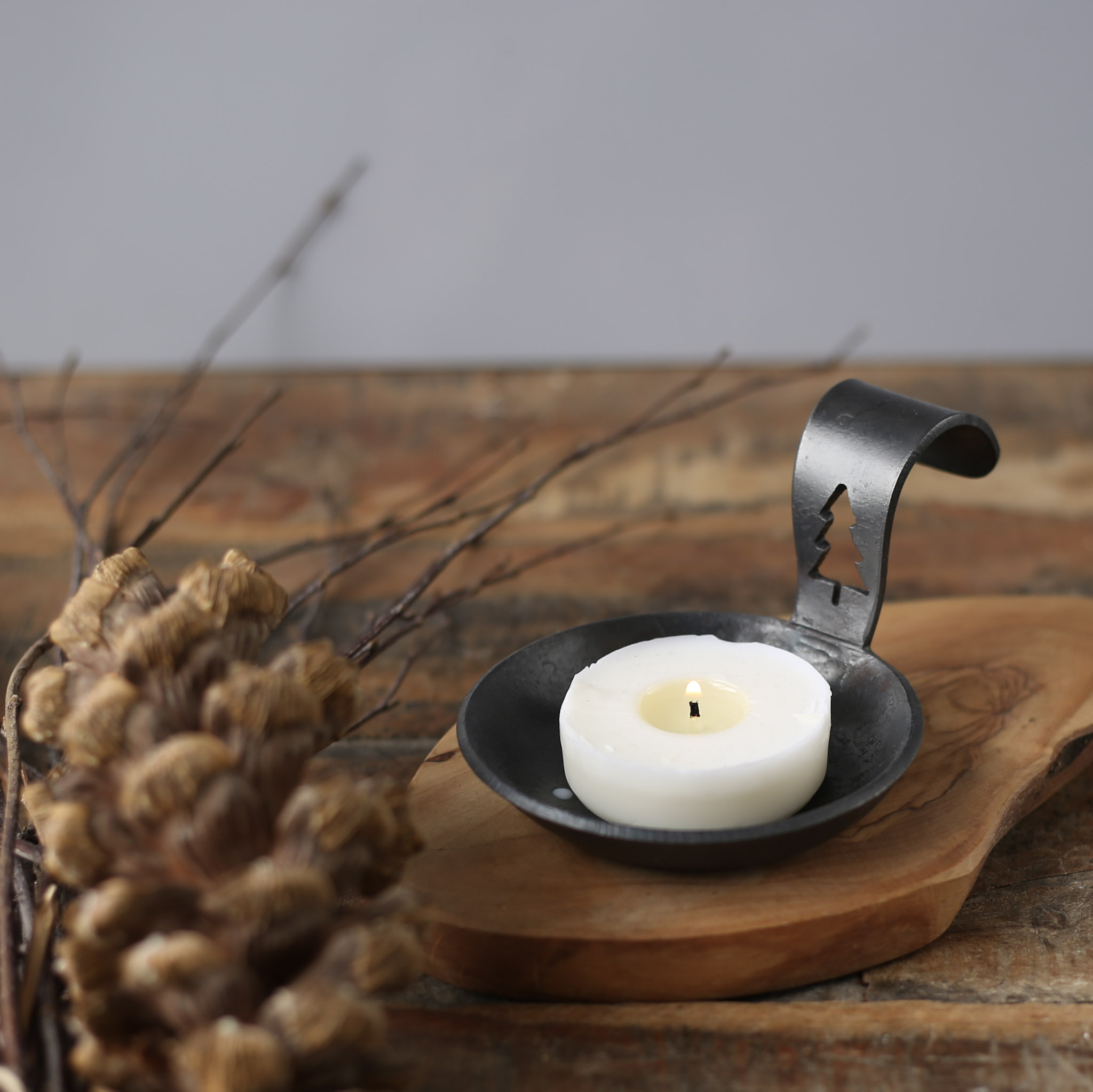 Candle Dish With Curved Handle, Christmas Edition - Image 3