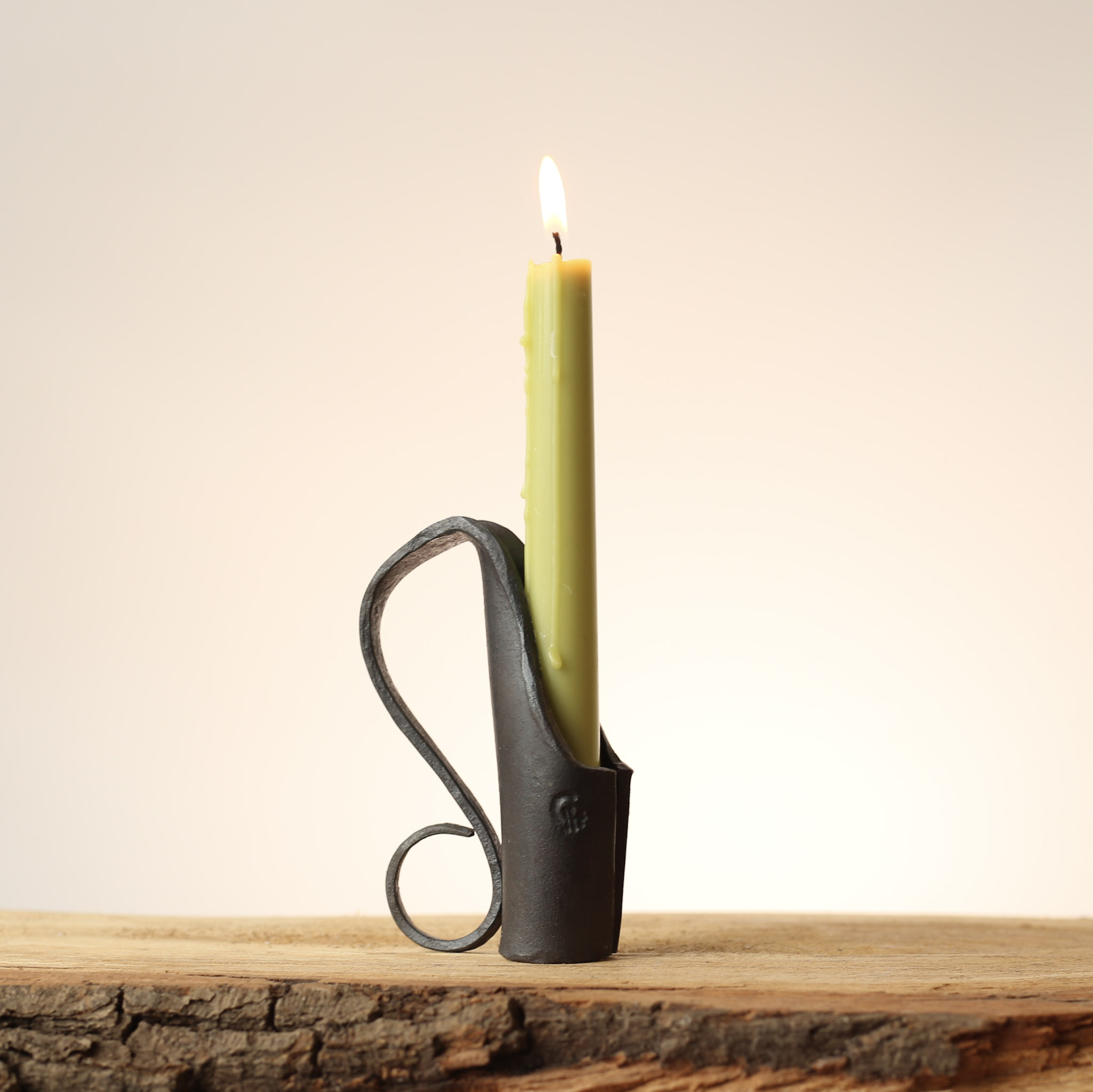 Elegant Dinner Candle Holder - Image 2