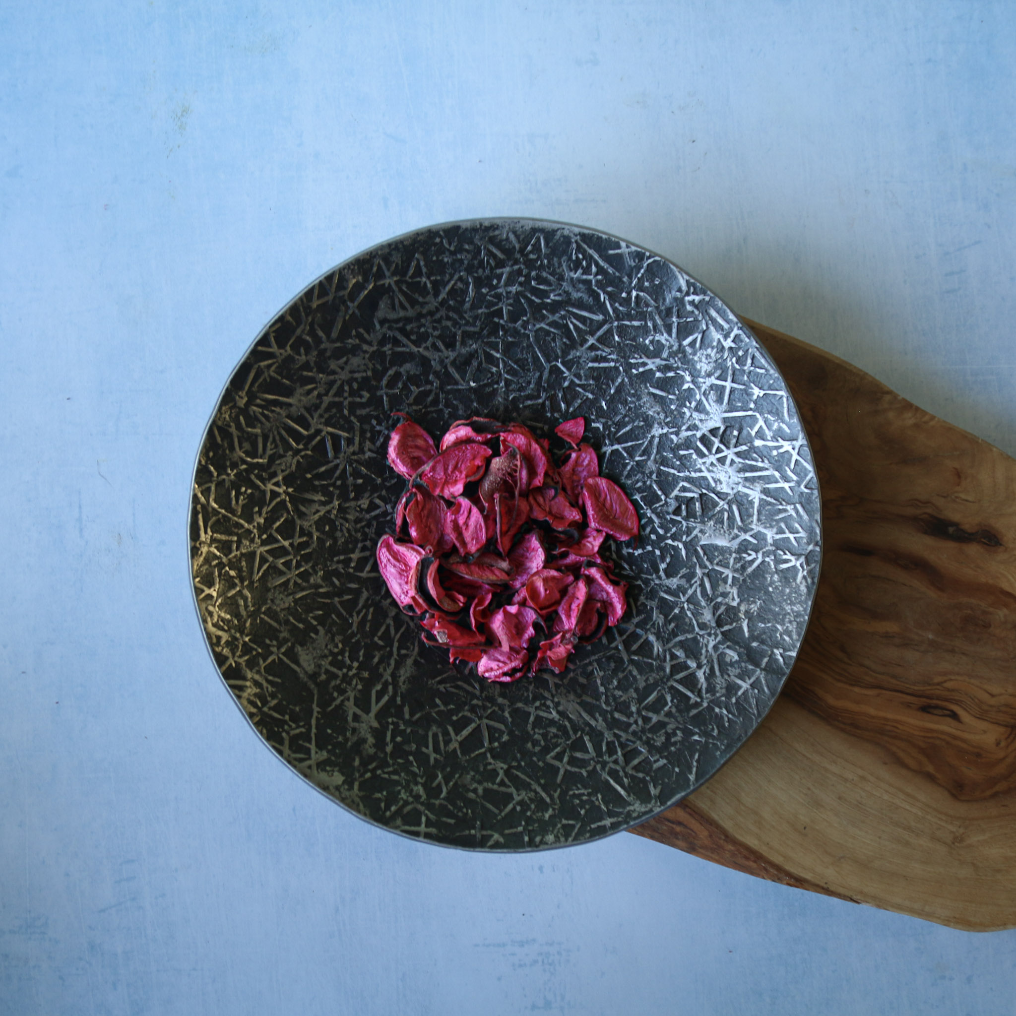 Heavy Iron Dish with Silver 'Frost' Texture. - Image 3