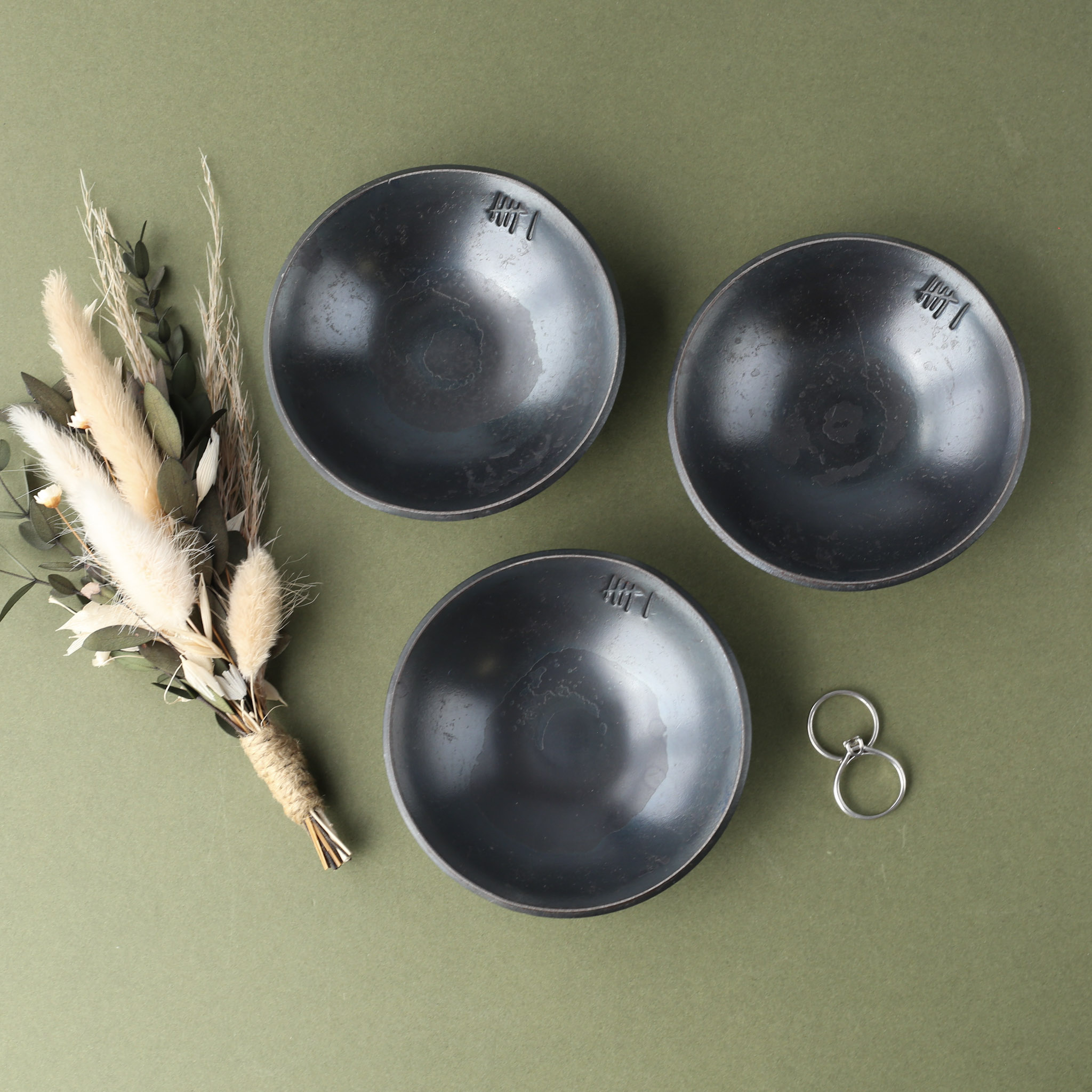 Small Smooth Iron Bowl