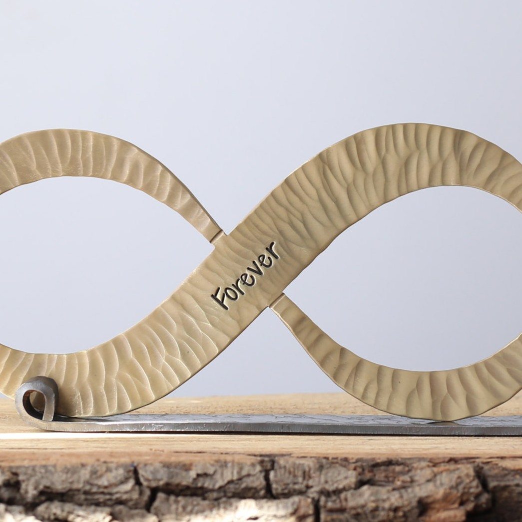 Personalised 8th Anniversary Bronze Infinity Knot Sculpture: Artisan Bronze Keepsake Gift - Image 2
